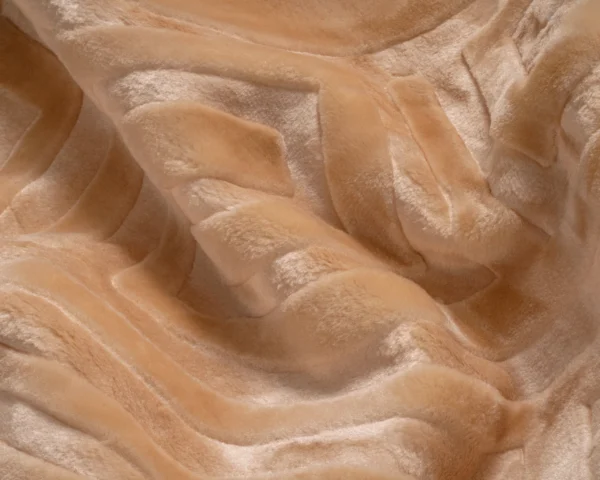 Deken Embossed Zeta Crème 200 x 240