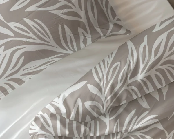 Breeze Taupe 5